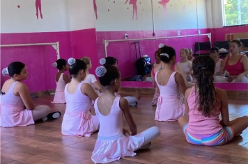 Oficina de Ballet começa a encantar nossas crianças em Florínea!
