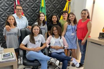 PREFEITO DUDA RECEBE VISITA DOS ALUNOS DA ESCOLA ESTADUAL TEÓFILO ELIAS