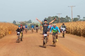 FLORÍNEA REALIZA A PRIMEIRA EDIÇÃO DO CAFÉ COM BIKE