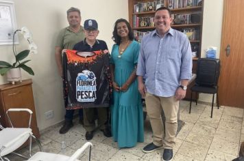 FLORÍNEA PARTICIPA DE ENCONTRO COM O DEPUTADO FEDERAL PAULO FREIRE