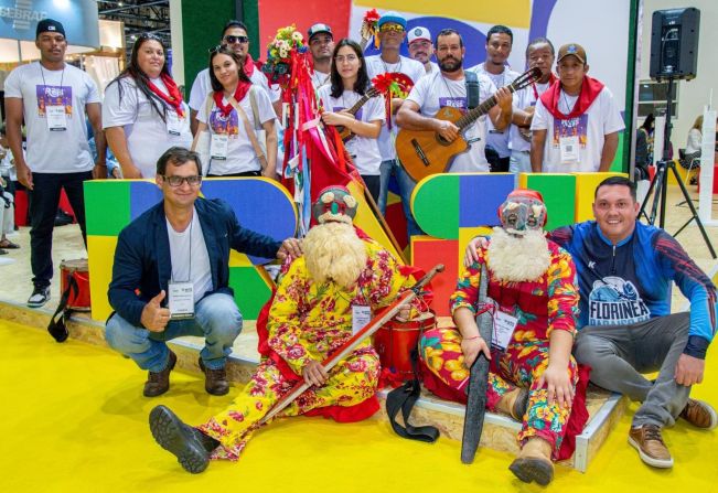 FOLIA DE REIS SE APRESENTA EM SÃO PAULO EM FEIRA DE TURISMO