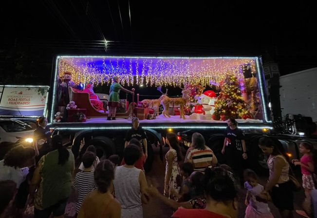 A MAGIA DO NATAL HENGEL EM FLORÍNEA 