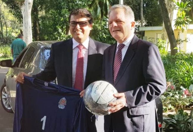 PREFEITO DUDA RECEBE KIT ESPORTE DO DEPUTADO ESTADUAL MAURO BRAGATO