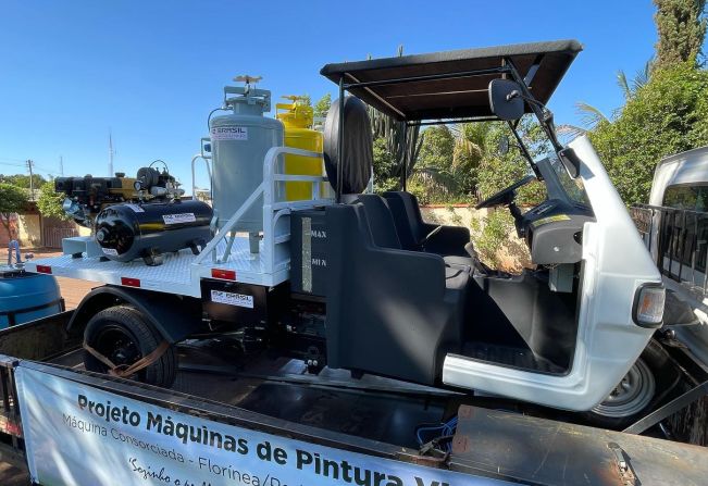 PREFEITURA ADQUIRE MÁQUINA PARA PINTURA DE SINALIZAÇÃO VIÁRIA