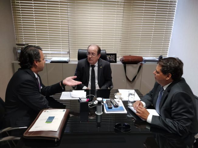 PREFEITO DUDA CUMPRE EXTENSA AGENDA NA CAPITAL FEDERAL EM BUSCA DE RECURSOS PARA FLORÍNEA