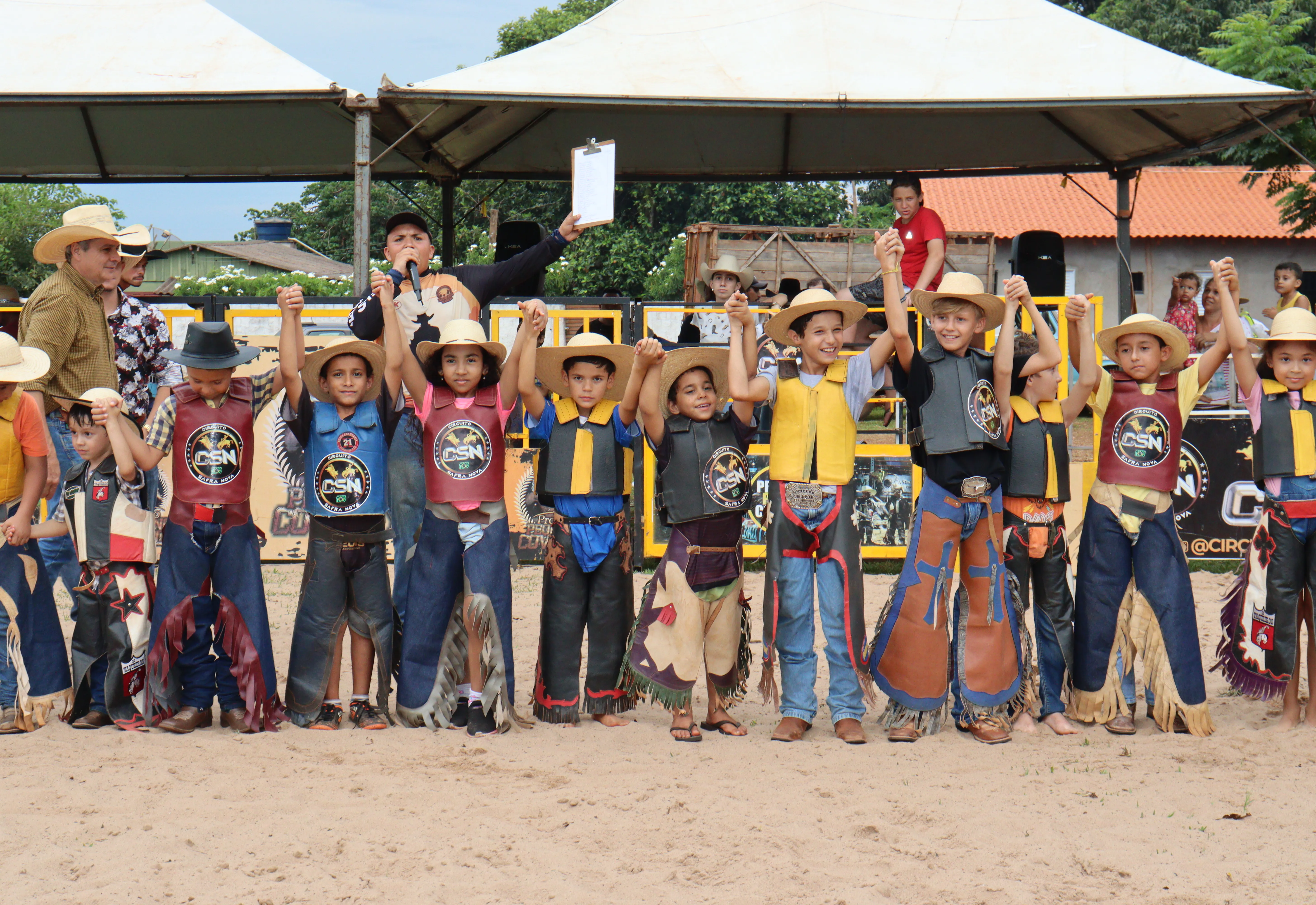 1º Rodeio Mirim de Carneiros em Florínea – Um show à parte!