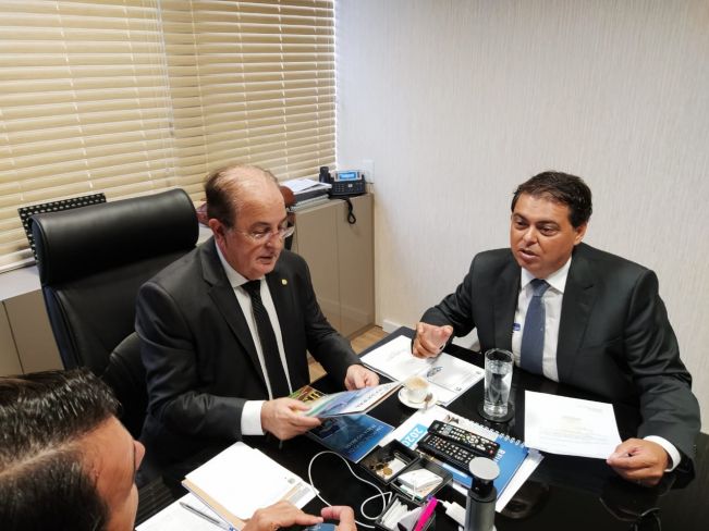 PREFEITO DUDA CUMPRE EXTENSA AGENDA NA CAPITAL FEDERAL EM BUSCA DE RECURSOS PARA FLORÍNEA