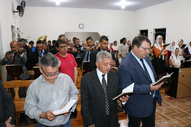 PREFEITO DUDA PARTICIPA DE INAUGURAÇÃO DA CASA DE ORAÇÃO