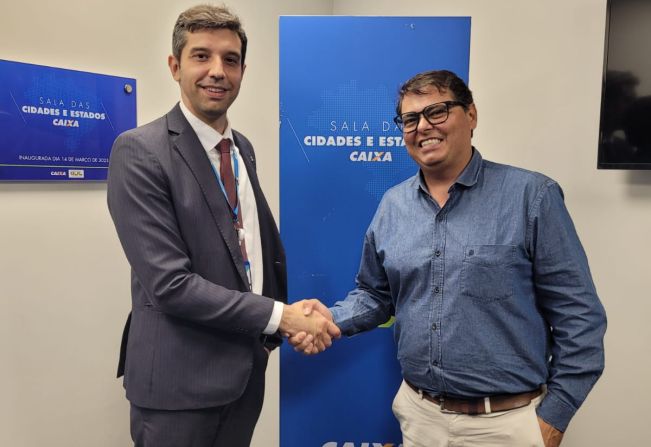 PREFEITO DUDA PARTICIPA DE AUDIÊNCIA COM A DIRETORIA DA CAIXA ECONÔMICA FEDERAL EM BRASÍLIA ARTICULADA PELO CIVAP PARA SANAR PROBLEMAS NAS CONTAS BANCÁRIAS DO MUNICÍPIO