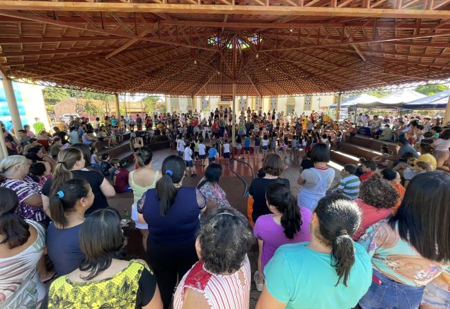 PREFEITURA REALIZA FESTA DO DIA DAS CRIANÇAS 